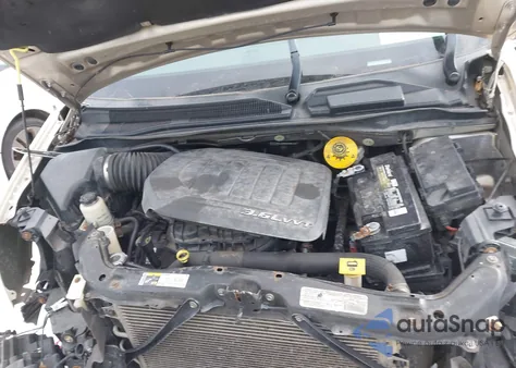 2014 Chrysler Town & Country Touring from USA, damaged, VIN 2C4RC1BG2ER157069